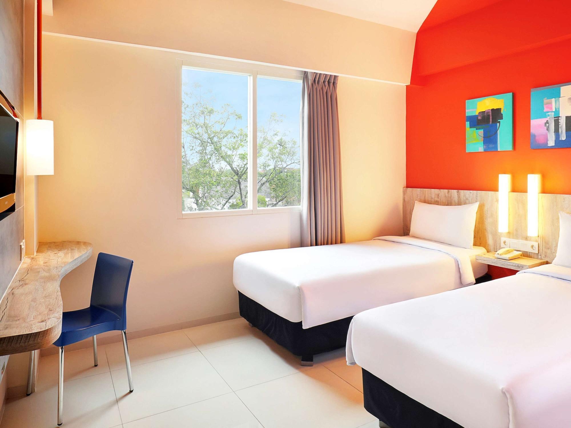 Primera Hotel Seminyak Экстерьер фото