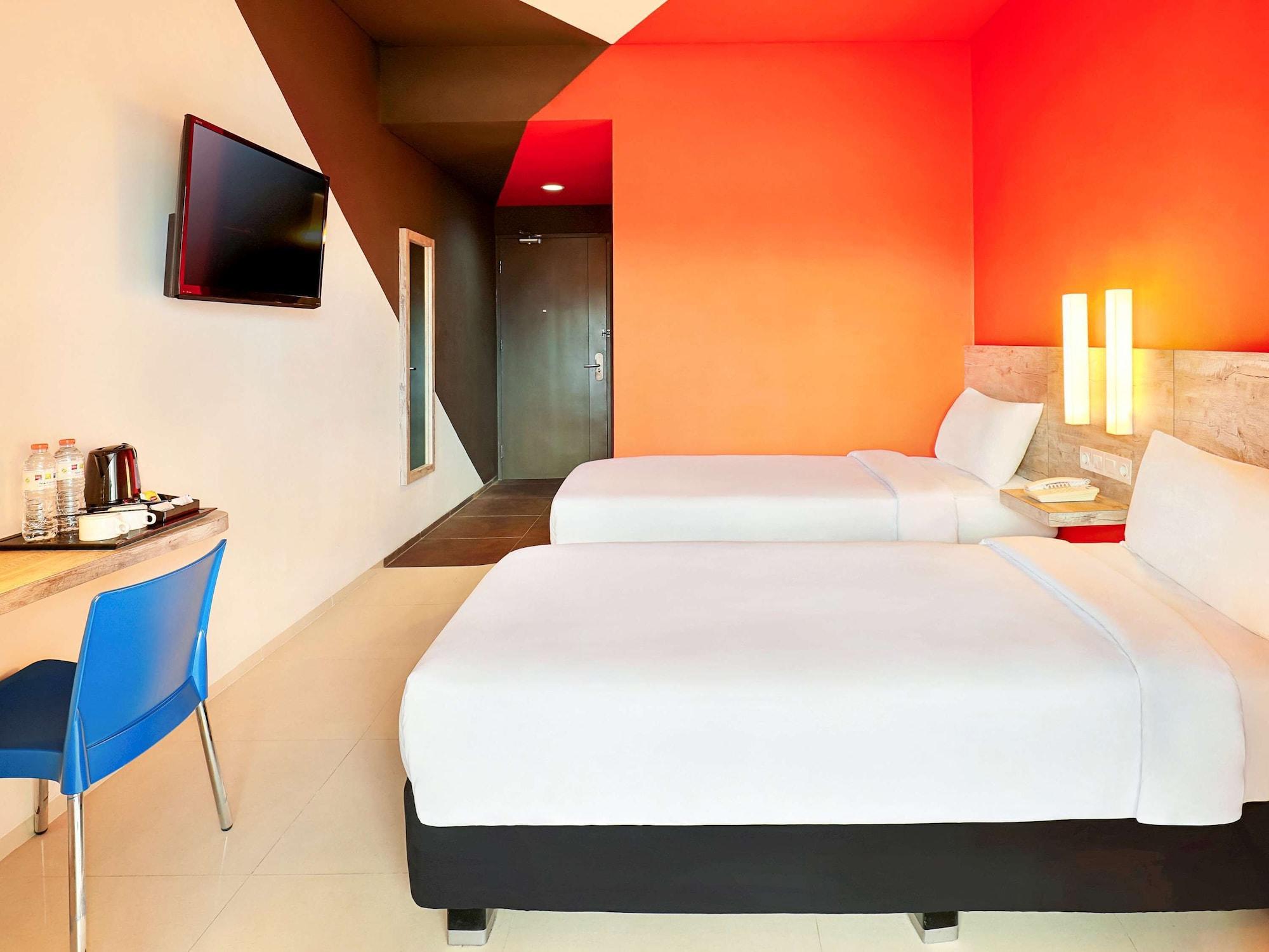 Primera Hotel Seminyak Экстерьер фото
