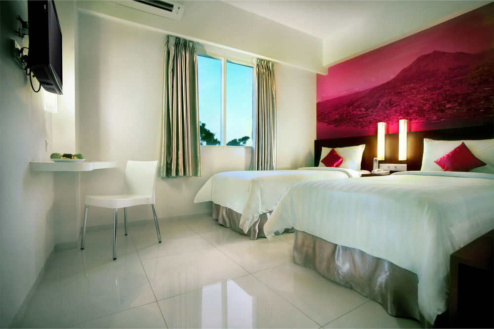 Primera Hotel Seminyak Экстерьер фото