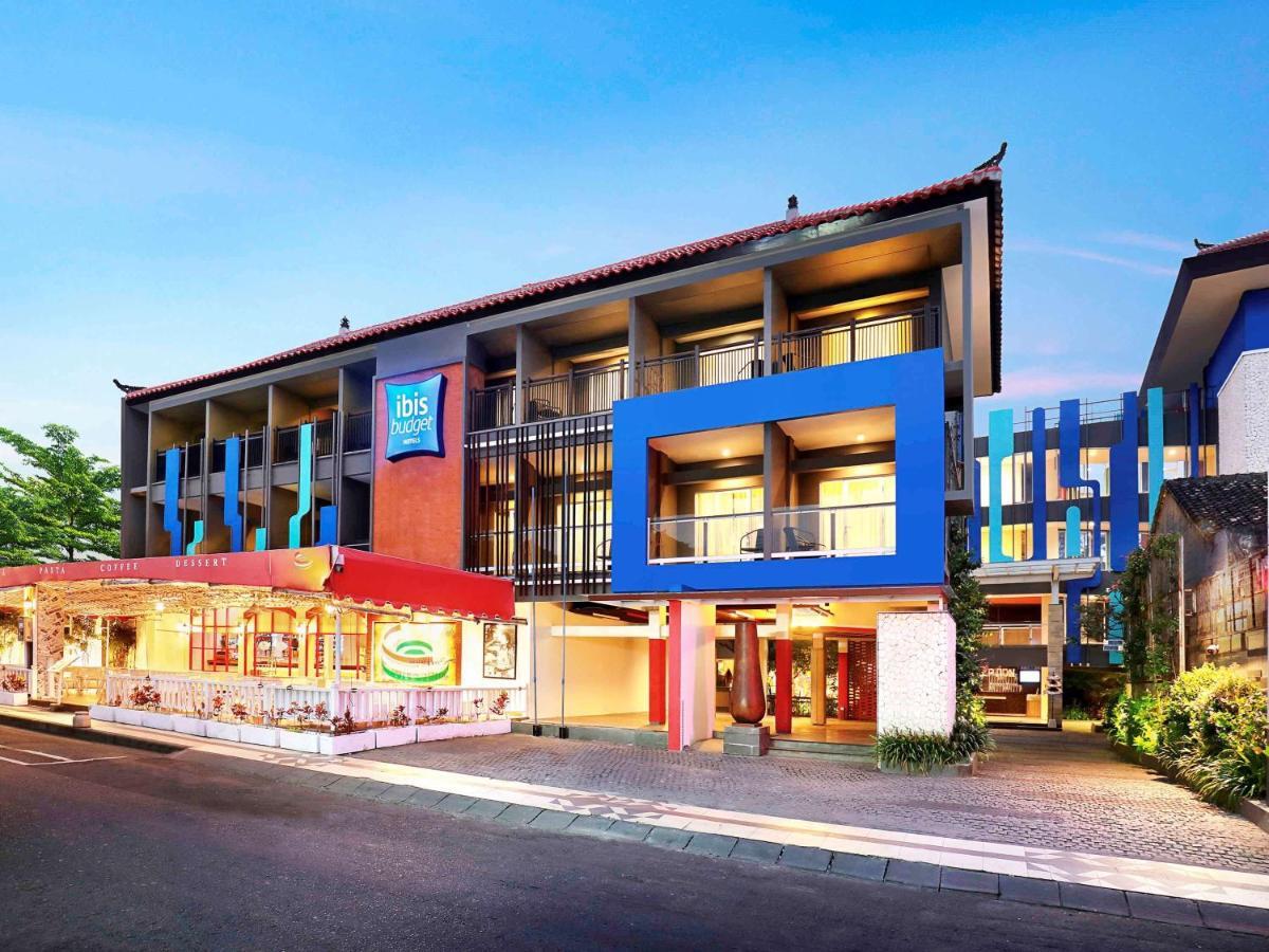 Primera Hotel Seminyak Экстерьер фото